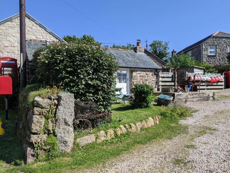 Little Barn Near Treen Cliffs And Beach Saint Levan المظهر الخارجي الصورة